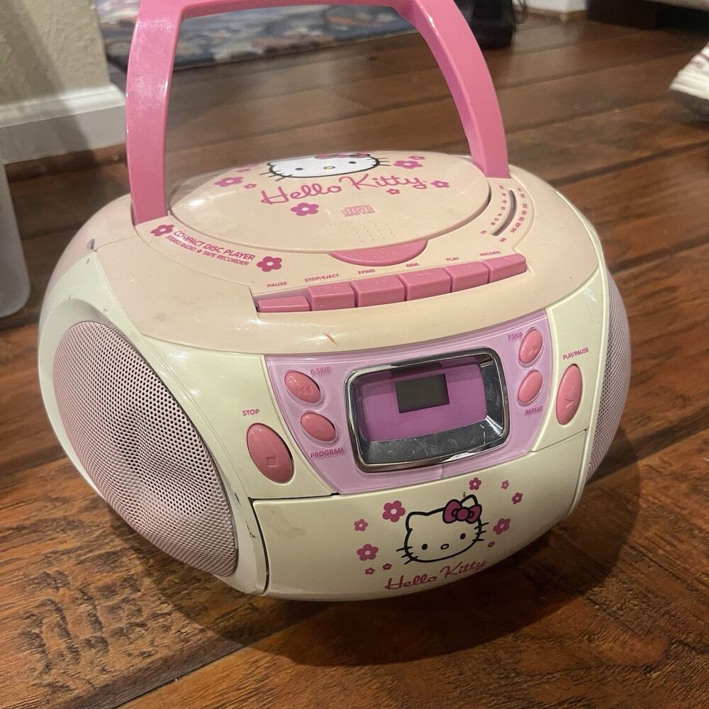 Hello Kitty Sanrio 2008 KT2028A Stereo AM/FM/CD Boombox Cassette Clean NO CORD!